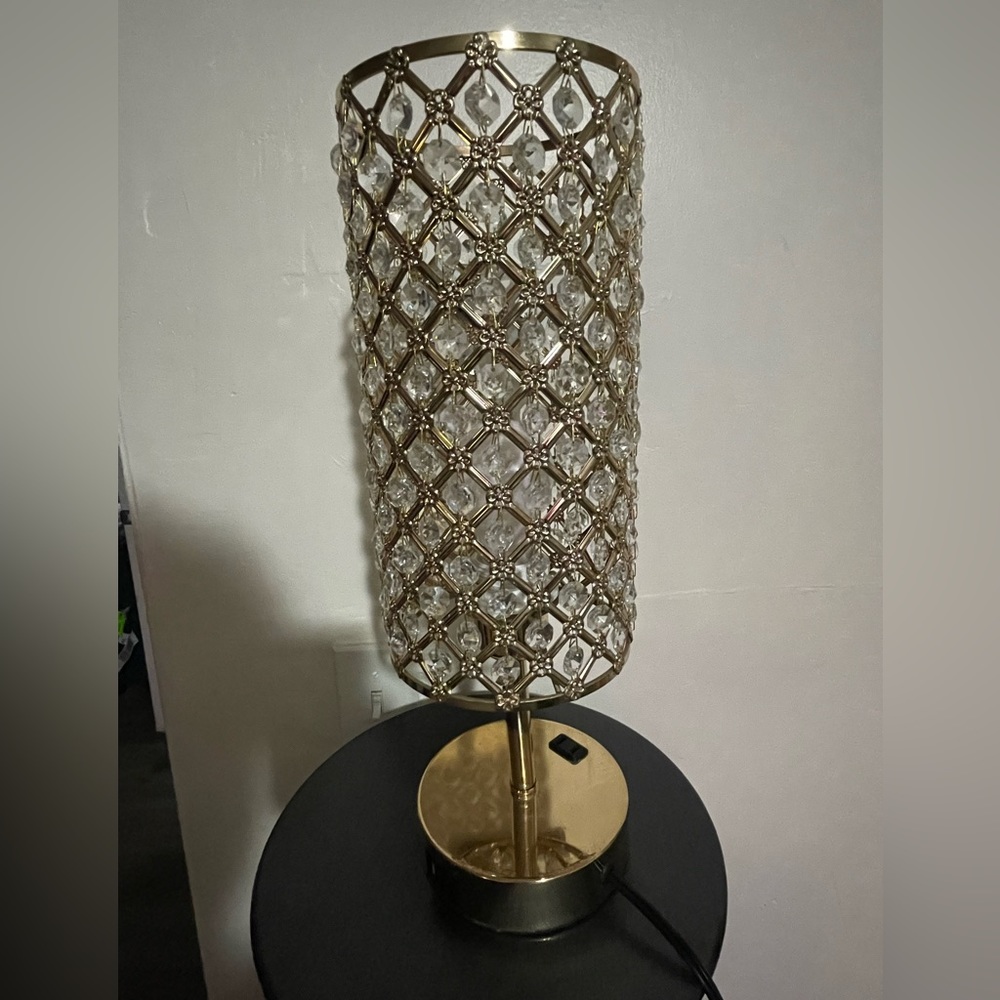 Anika touch crystal lamp